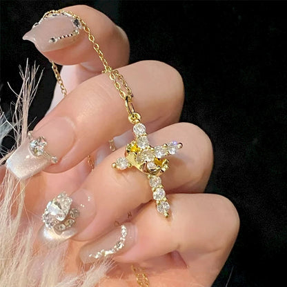 RadiantFaith™ Rotating Crystal Cross Necklace – Sparkling Diamond-Cut Pendant for Women